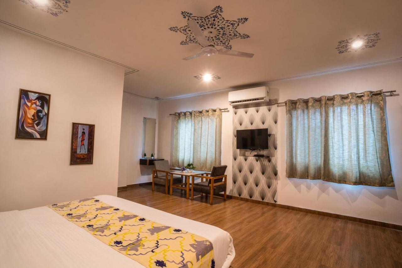 Tripli Hotels Arunoday Palace 烏代浦 外观 照片
