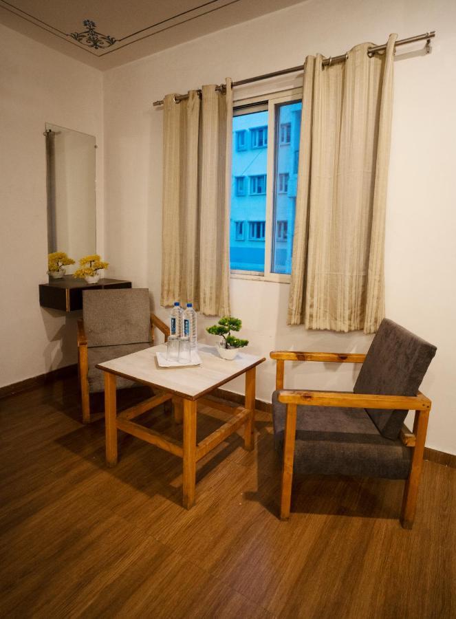 Tripli Hotels Arunoday Palace 烏代浦 外观 照片